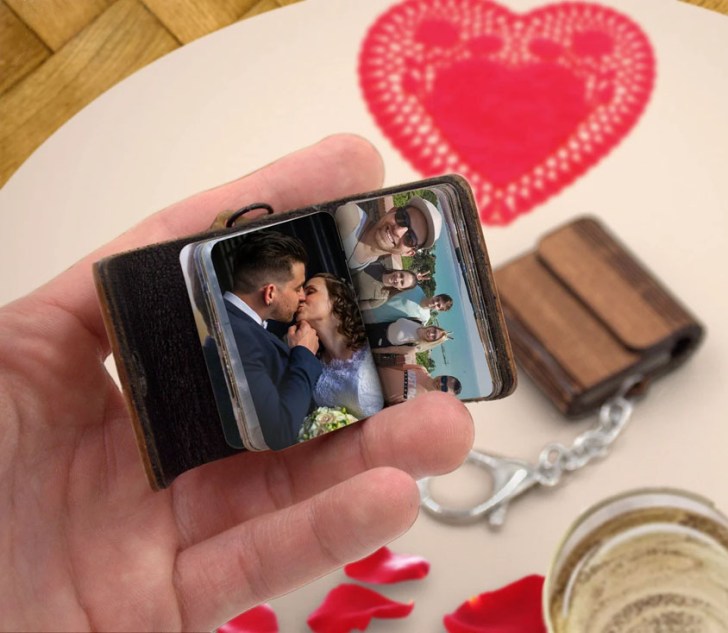 personalized mini photo album keychain best long distance relationship gifts for him